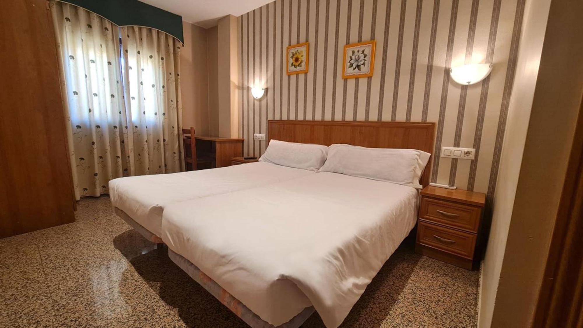 Hospederia Puerta De La Catedral Hotel Ciudad-Rodrigo Екстериор снимка