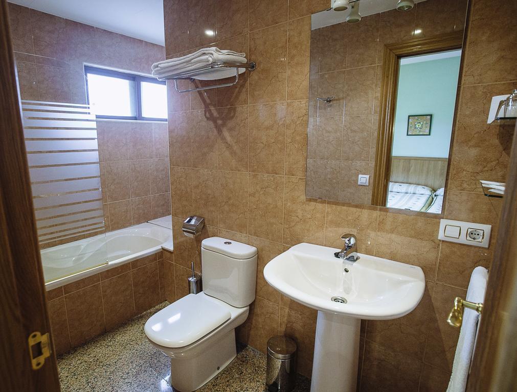 Hospederia Puerta De La Catedral Hotel Ciudad-Rodrigo Стая снимка